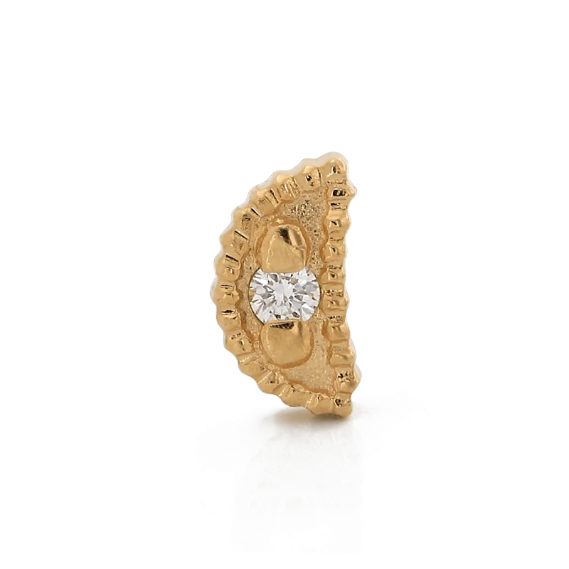 Ribbed Relic Crescent