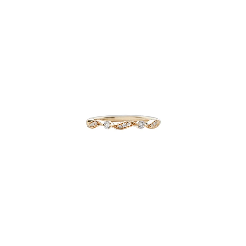 18 Karat Yellow Gold Pave Wave Diamond Band